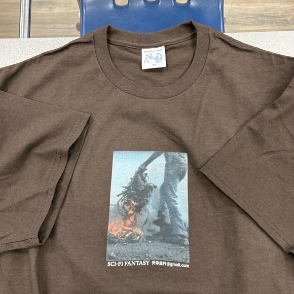 Sci-Fi Fantasy Men's Graphic T-Shirt - Picture 4 of 6